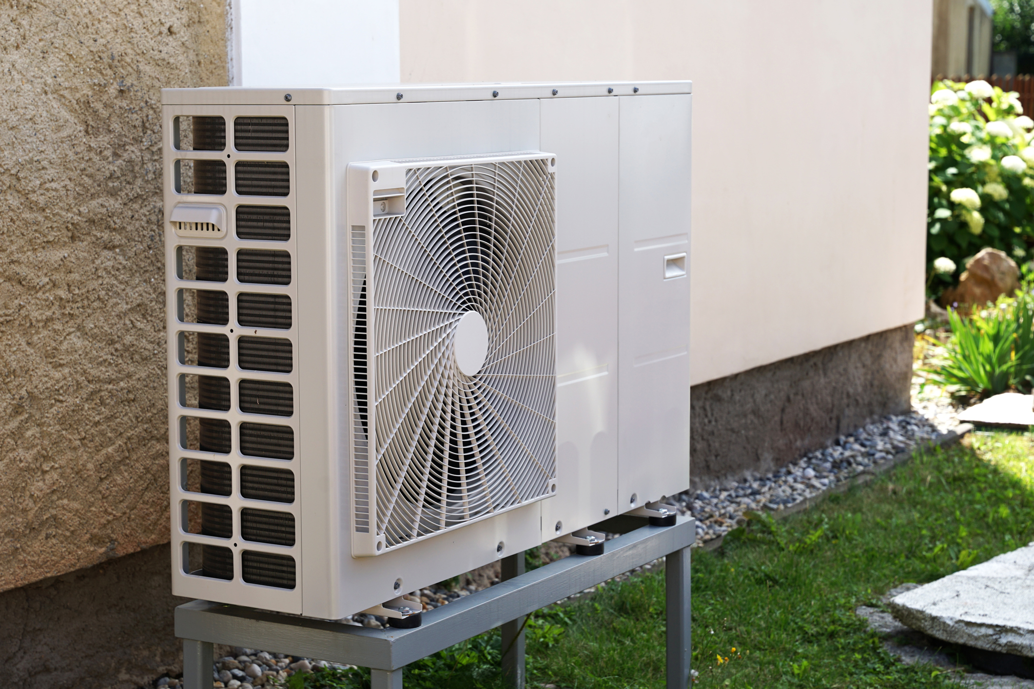 Heat pump outside of an Ohio home